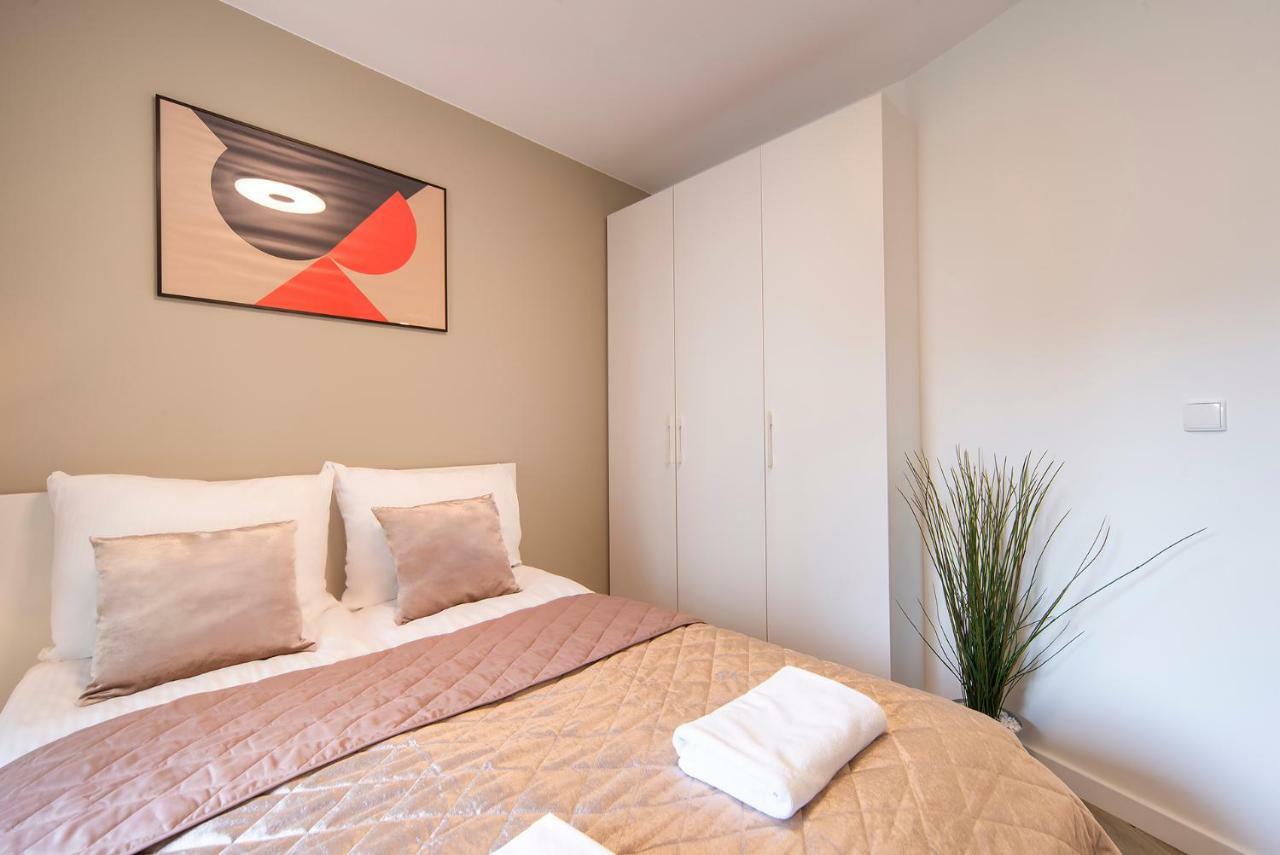 Kontinuum By Renters Leilighet *